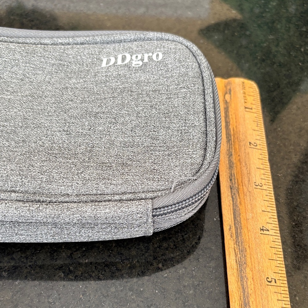 DDgro Gray Electronics Accessories Organizing Case Like New - Picture 6 of 7